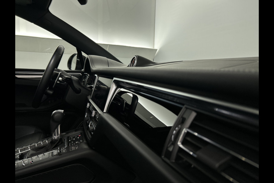 Porsche Macan 3.0 S Sport Chrono Pano-dak/PDLS-Light/21'LMV Trekhaak