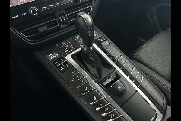 Porsche Macan 3.0 S Sport Chrono Pano-dak/PDLS-Light/21'LMV Trekhaak