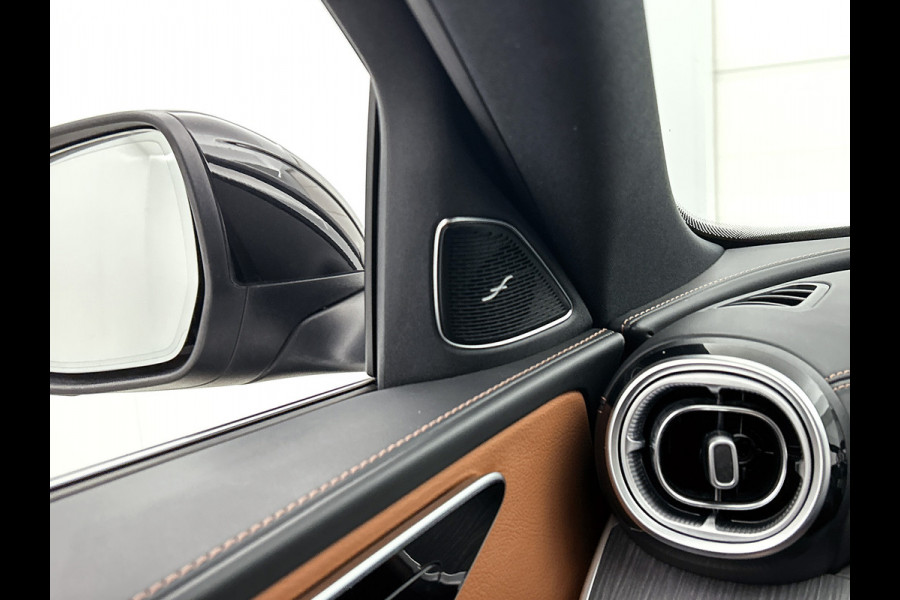 Mercedes-Benz C-Klasse Estate 200 Launch Edition Luxury Line | Panoramadak | Leder | Burmester | 360 Camera | Memory | Inclusief 24 maanden MB Certified garantie voor Europa.