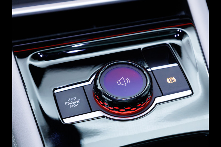 Volkswagen Tiguan 1.5 eHybrid Elegance Business 204 PK | Panodak | Elec. Trekhaak | Stoel- & Stuurverw. | Massagestoelen | 20 inch Head-Up, Ergo active stoel, Extra All Season Wielenset