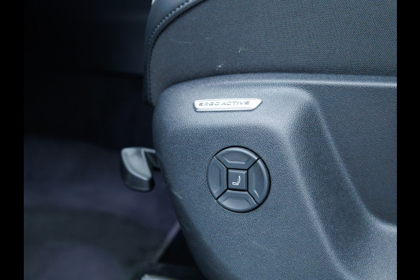 Volkswagen Tiguan 1.5 eHybrid Elegance Business 204 PK | Panodak | Elec. Trekhaak | Stoel- & Stuurverw. | Massagestoelen | 20 inch Head-Up, Ergo active stoel, Extra All Season Wielenset
