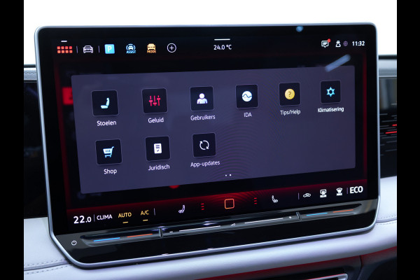 Volkswagen Tiguan 1.5 eHybrid Elegance Business 204 PK | Panodak | Elec. Trekhaak | Stoel- & Stuurverw. | Massagestoelen | 20 inch Head-Up, Ergo active stoel, Extra All Season Wielenset