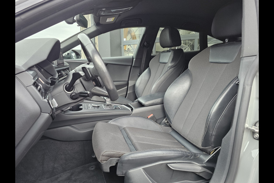 Audi A5 Sportback 35 TFSI Sport S-line edition | LED | Zwart optiek | Trekhaak | Sportstoelen | PDC | Keyless | Navi | Elek. achterklep | Afgevlakt stuur |