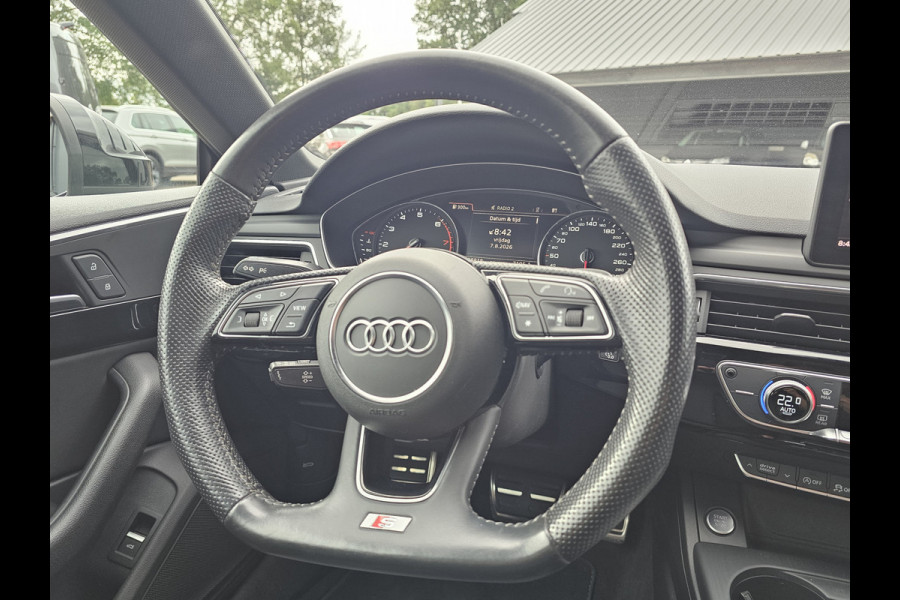 Audi A5 Sportback 35 TFSI Sport S-line edition | LED | Zwart optiek | Trekhaak | Sportstoelen | PDC | Keyless | Navi | Elek. achterklep | Afgevlakt stuur |