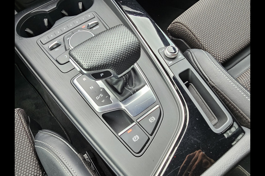 Audi A5 Sportback 35 TFSI Sport S-line edition | LED | Zwart optiek | Trekhaak | Sportstoelen | PDC | Keyless | Navi | Elek. achterklep | Afgevlakt stuur |