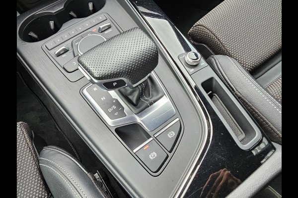Audi A5 Sportback 35 TFSI Sport S-line edition | LED | Zwart optiek | Trekhaak | Sportstoelen | PDC | Keyless | Navi | Elek. achterklep | Afgevlakt stuur |