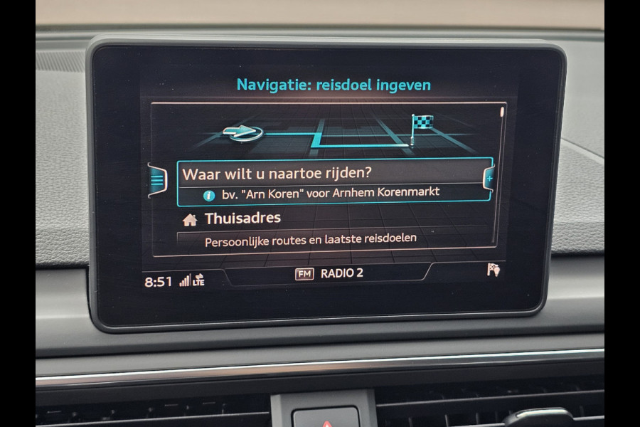 Audi A5 Sportback 35 TFSI Sport S-line edition | LED | Zwart optiek | Trekhaak | Sportstoelen | PDC | Keyless | Navi | Elek. achterklep | Afgevlakt stuur |