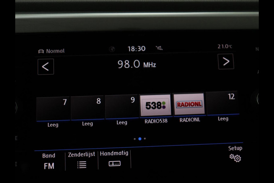 Volkswagen Polo 1.0 TSI Highline | Automaat | Camera | Virtual Cockpit | Keyless | Full LED | Climate control | Adaptive cruise | Navigatie | Side Assist | Regen-/lichtsensor | Parkeerhulp