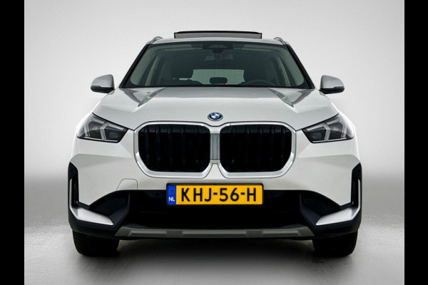 BMW X1 xDrive25e Plug-In Hybrid PANORAMADAK | EL. BED. STOEL | MASSAGE | AD-LED