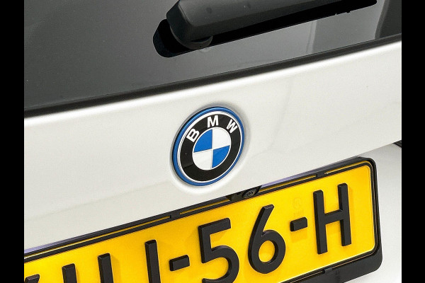 BMW X1 xDrive25e Plug-In Hybrid PANORAMADAK | EL. BED. STOEL | MASSAGE | AD-LED