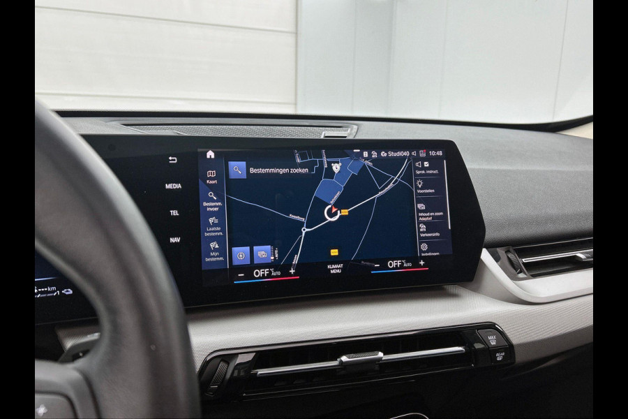 BMW X1 xDrive25e Plug-In Hybrid PANORAMADAK | EL. BED. STOEL | MASSAGE | AD-LED