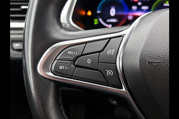 Renault Captur 1.6 E-Tech Plug-in Hybrid 160 Intens CAMERA | NAVI & CARPLAY | CRUISE