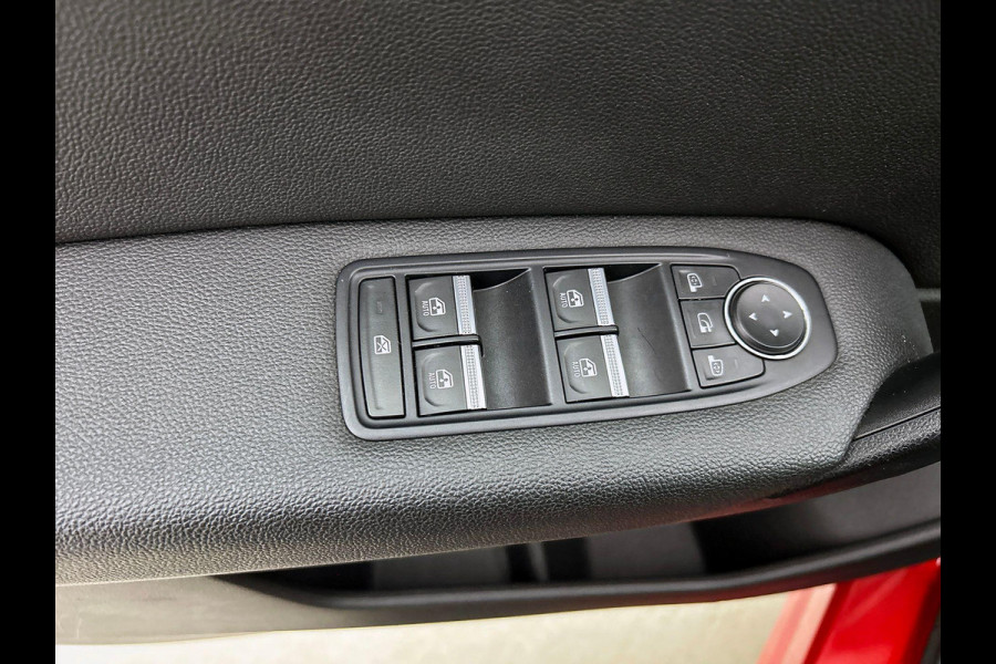 Renault Captur 1.6 E-Tech Plug-in Hybrid 160 Intens CAMERA | NAVI & CARPLAY | CRUISE