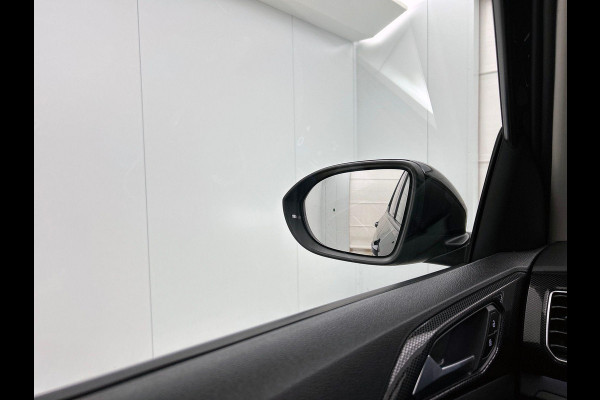 Volkswagen T-Cross 1.0 TSI Goal CARPLAY | AD-CRUISE | STOELVERWARMING