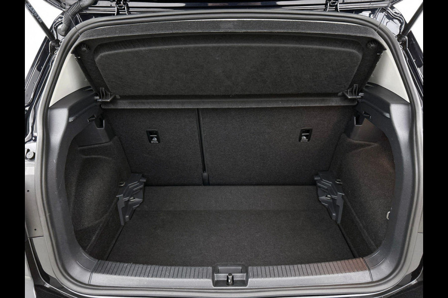 Volkswagen T-Cross 1.0 TSI Goal CARPLAY | AD-CRUISE | STOELVERWARMING