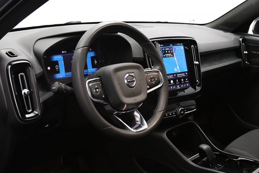 Volvo XC40 Recharge Twin Ultimate 82 kWh 408 PK, Trekhaak, Panoramadak, Harman/kardon, 360 Camera, 4X Stoelverwarming