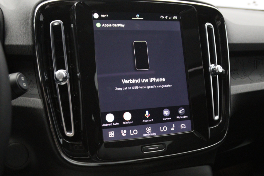 Volvo XC40 Recharge Twin Ultimate 82 kWh 408 PK, Trekhaak, Panoramadak, Harman/kardon, 360 Camera, 4X Stoelverwarming