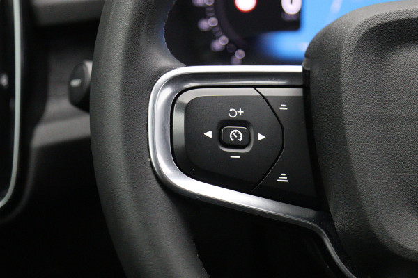 Volvo XC40 Recharge Twin Ultimate 82 kWh 408 PK, Trekhaak, Panoramadak, Harman/kardon, 360 Camera, 4X Stoelverwarming