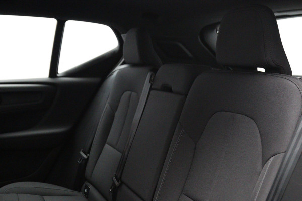 Volvo XC40 Recharge Twin Ultimate 82 kWh 408 PK, Trekhaak, Panoramadak, Harman/kardon, 360 Camera, 4X Stoelverwarming