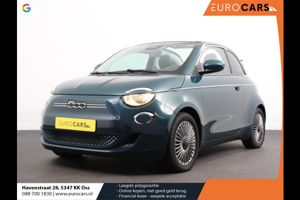 Fiat 500E Berline 42 kWh Automaat Climate control Cruise control Achteruitrijcamera Led Navigatie Apple Carplay/ Android Auto Lichtmetalen velgen Stoelverwarming