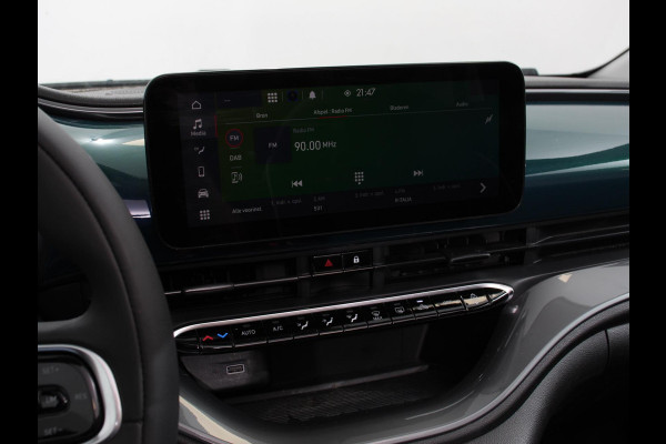 Fiat 500E Berline 42 kWh Automaat Climate control Cruise control Achteruitrijcamera Led Navigatie Apple Carplay/ Android Auto Lichtmetalen velgen Stoelverwarming
