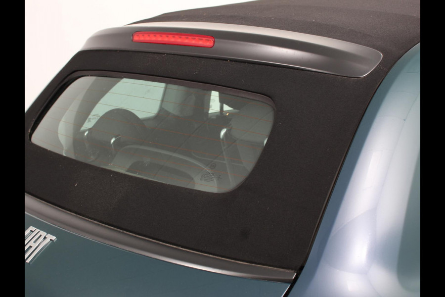 Fiat 500E Berline 42 kWh Automaat Climate control Cruise control Achteruitrijcamera Led Navigatie Apple Carplay/ Android Auto Lichtmetalen velgen Stoelverwarming