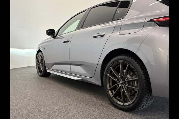 Peugeot 308 1.6 Plug-in Hybrid 180 GT Panoramadak Navigatie Apple Carplay Android Auto Camera Parkeersensoren Adaptive Cruise Control Full LED 18" LM Velgen Ambiente verlichting