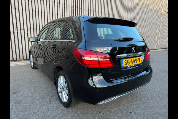 Mercedes-Benz B-Klasse 180 Ambition Leer / Led / Automaat
