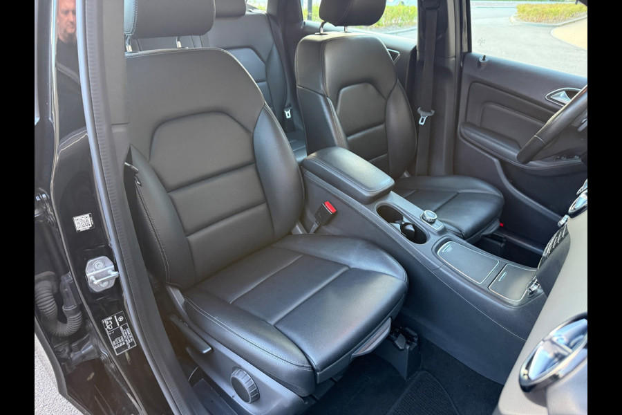 Mercedes-Benz B-Klasse 180 Ambition Leer / Led / Automaat