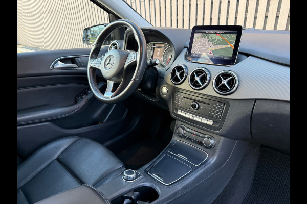 Mercedes-Benz B-Klasse 180 Ambition Leer / Led / Automaat