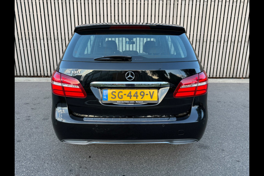 Mercedes-Benz B-Klasse 180 Ambition Leer / Led / Automaat