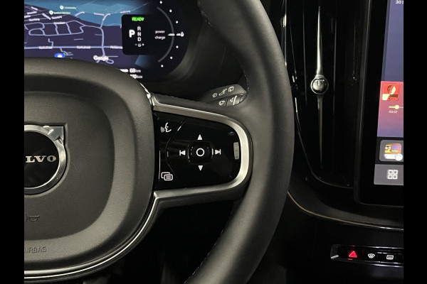 Volvo XC60 T8 PHEV AWD Ultra Black Edition Massage | Bowers & Wilkins | Adapt. cruise | Open dak | Stoelventilatie & verwarming | Head-up | 360 camera | *455PK*