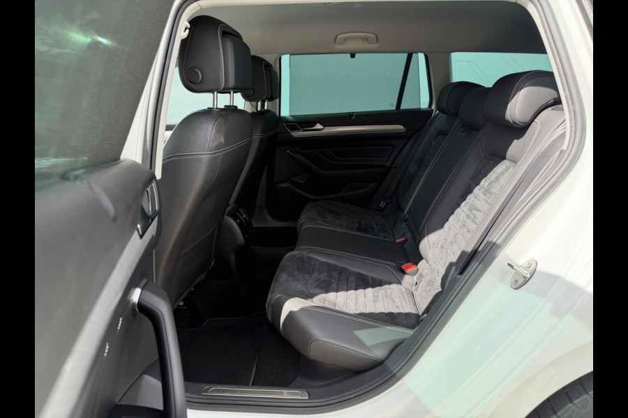 Volkswagen Passat Variant BWJ 2021 | 1.4TSI 218PK PHEV GTE Business AUTOMAAT | LEDER/ALCANTARA | CLIMA | NAVI | SPORTSTOELEN | CAMERA A | STOELVERW | 17'' LMV |