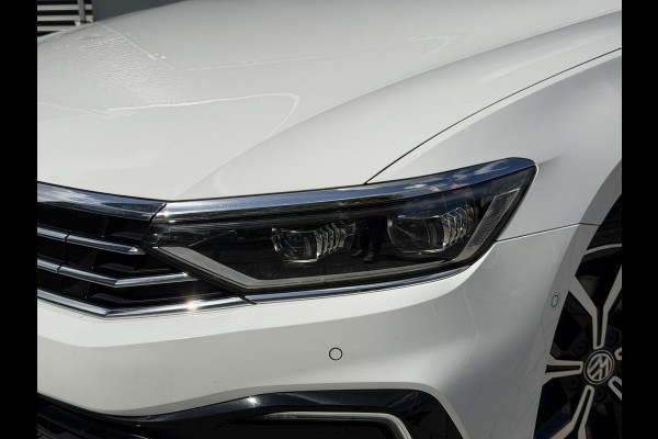 Volkswagen Passat Variant BWJ 2021 | 1.4TSI 218PK PHEV GTE Business AUTOMAAT | LEDER/ALCANTARA | CLIMA | NAVI | SPORTSTOELEN | CAMERA A | STOELVERW | 17'' LMV |