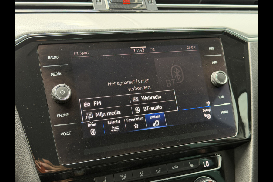 Volkswagen Passat Variant BWJ 2021 | 1.4TSI 218PK PHEV GTE Business AUTOMAAT | LEDER/ALCANTARA | CLIMA | NAVI | SPORTSTOELEN | CAMERA A | STOELVERW | 17'' LMV |