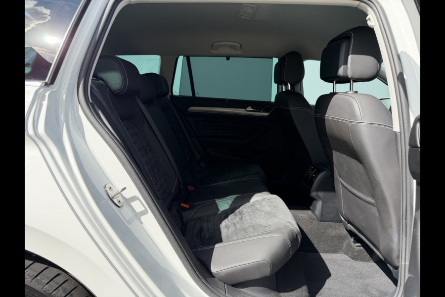 Volkswagen Passat Variant BWJ 2021 | 1.4TSI 218PK PHEV GTE Business AUTOMAAT | LEDER/ALCANTARA | CLIMA | NAVI | SPORTSTOELEN | CAMERA A | STOELVERW | 17'' LMV |