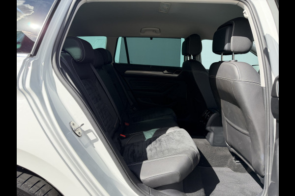 Volkswagen Passat Variant BWJ 2021 | 1.4TSI 218PK PHEV GTE Business AUTOMAAT | LEDER/ALCANTARA | CLIMA | NAVI | SPORTSTOELEN | CAMERA A | STOELVERW | 17'' LMV |