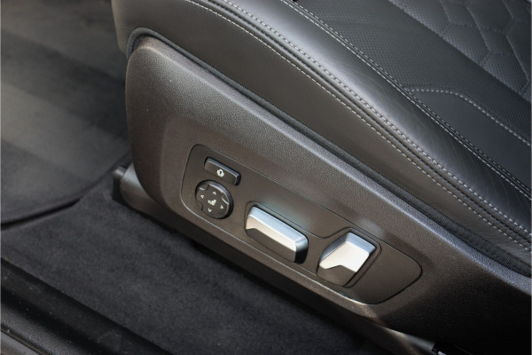 BMW X3 X3M Competition **Pano.dak/HUD/Harman Kardon/Alcantara**