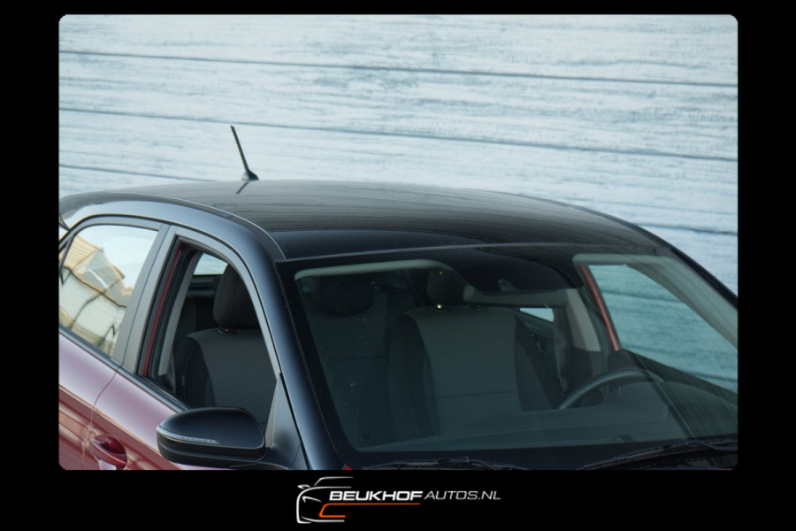 Hyundai i20 1.2 HP i-Motion Trekhaak Stoelverwarming Airco