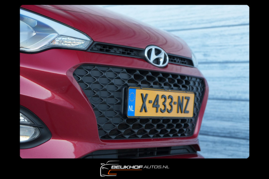 Hyundai i20 1.2 HP i-Motion Trekhaak Stoelverwarming Airco