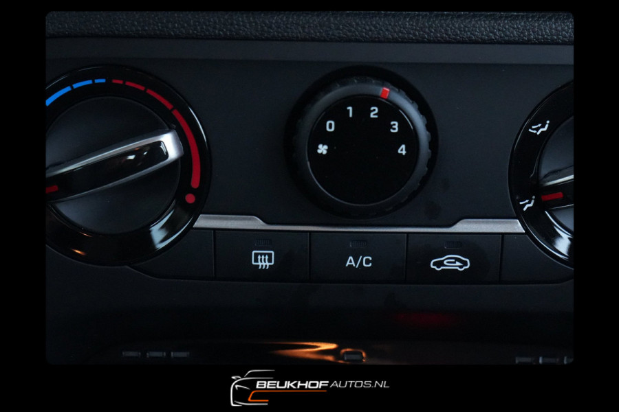 Hyundai i20 1.2 HP i-Motion Trekhaak Stoelverwarming Airco
