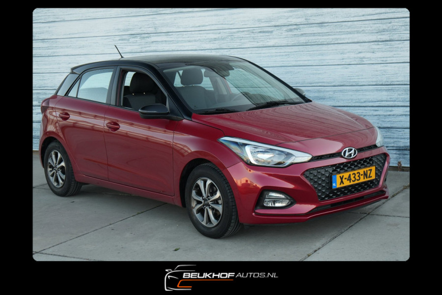 Hyundai i20 1.2 HP i-Motion Trekhaak Stoelverwarming Airco