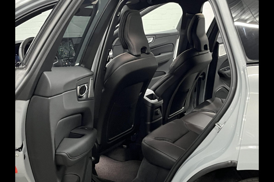 Volvo XC60 T8 PHEV AWD Ultra Black Edition Stoel ventilatie | Bowers & Wilkins |  Massage | Open dak | Stoel-/stuurverwarming | Head-up | 360 camera | *455PK*