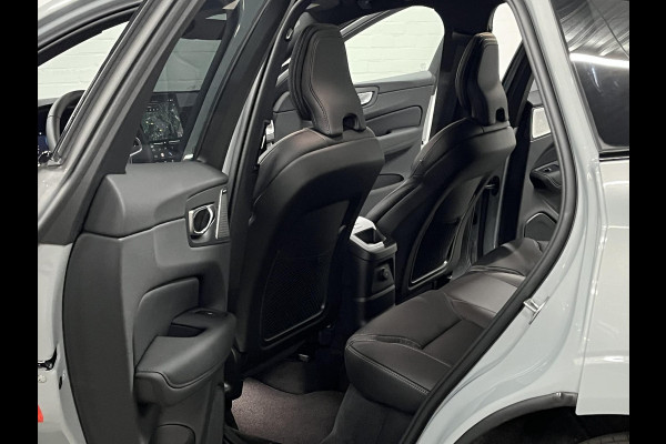 Volvo XC60 T8 PHEV AWD Ultra Black Edition Stoel ventilatie | Bowers & Wilkins |  Massage | Open dak | Stoel-/stuurverwarming | Head-up | 360 camera | *455PK*