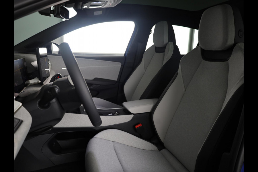 Volkswagen ID. Polo Style First Edition 52 kWh accu, 155 kW / 211 PK H Achteruitrijcamera | Carplay