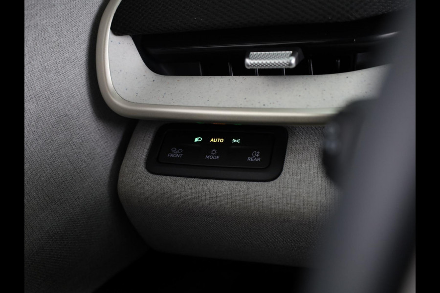 Volkswagen ID. Polo Style First Edition 52 kWh accu, 155 kW / 211 PK H Achteruitrijcamera | Carplay