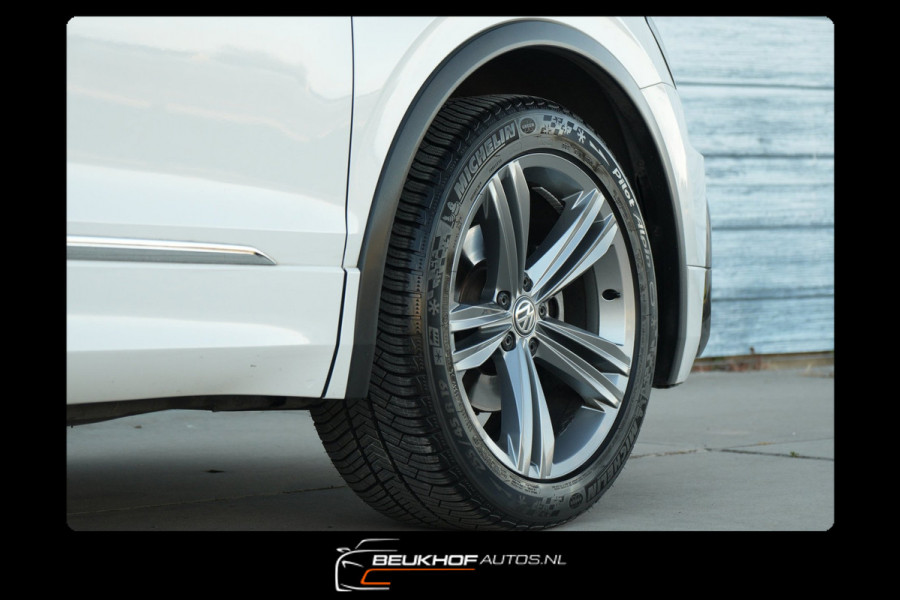 Volkswagen Tiguan 1.5 TSI ACT Business R-Line Carplay Navi