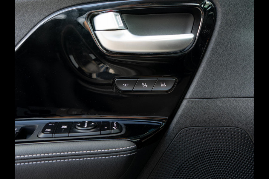 Kia e-Niro ExecutiveLine 64 kWh | 3Fase | Stoel en stuurverwarming |