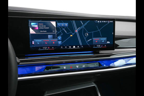 BMW i7 xDrive60 106 kWh M-Sportpack [3-Fase-11kW] {SoH-98%} (INCL.BTW) *PANO | HEAD-UP | LUXURY-LEATHER | FULL-LED | BLIND-SPOT | BOWERS&WILKINS | MEMORY-PACK | TOP-VIEW | VENTILATED/HEATED-COMFORTSEATS | SOFT-CLOSE | WIDE-SREEN-DIGICOCKPIT | KEYLESS