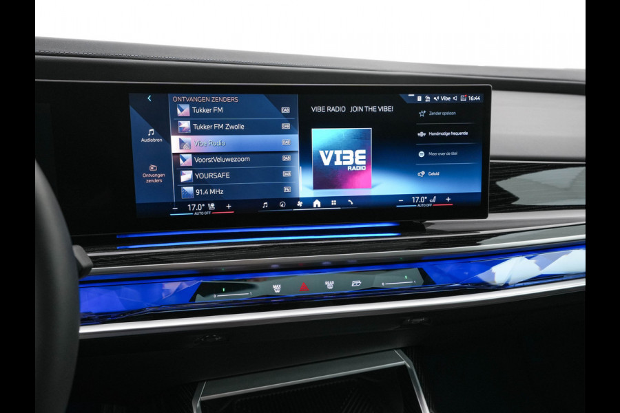 BMW i7 xDrive60 106 kWh M-Sportpack [3-Fase-11kW] {SoH-98%} (INCL.BTW) *PANO | HEAD-UP | LUXURY-LEATHER | FULL-LED | BLIND-SPOT | BOWERS&WILKINS | MEMORY-PACK | TOP-VIEW | VENTILATED/HEATED-COMFORTSEATS | SOFT-CLOSE | WIDE-SREEN-DIGICOCKPIT | KEYLESS